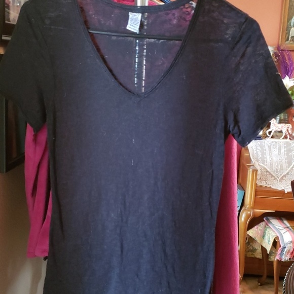 Black overlay top - Picture 2 of 2